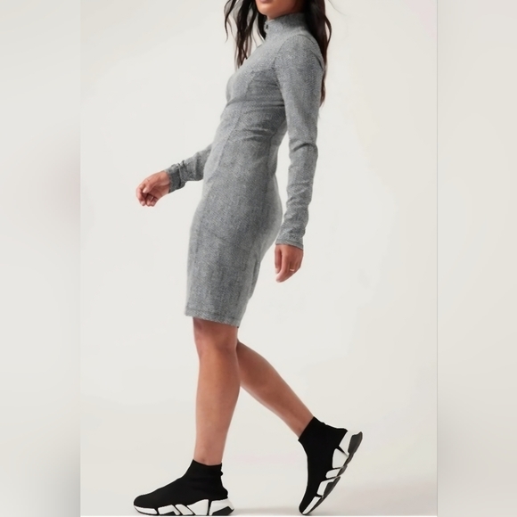 Athleta Delancy Textured Dress Size SP - Picture 9 of 10